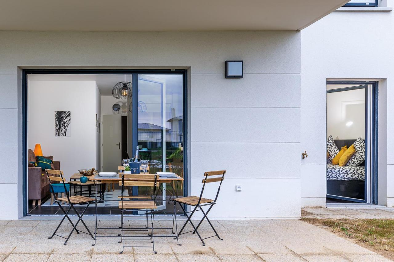 King Size Bed - Free Private Parking - Garden & Terrace - 14Min From Disneyland フェリエールザン・ブリ エクステリア 写真